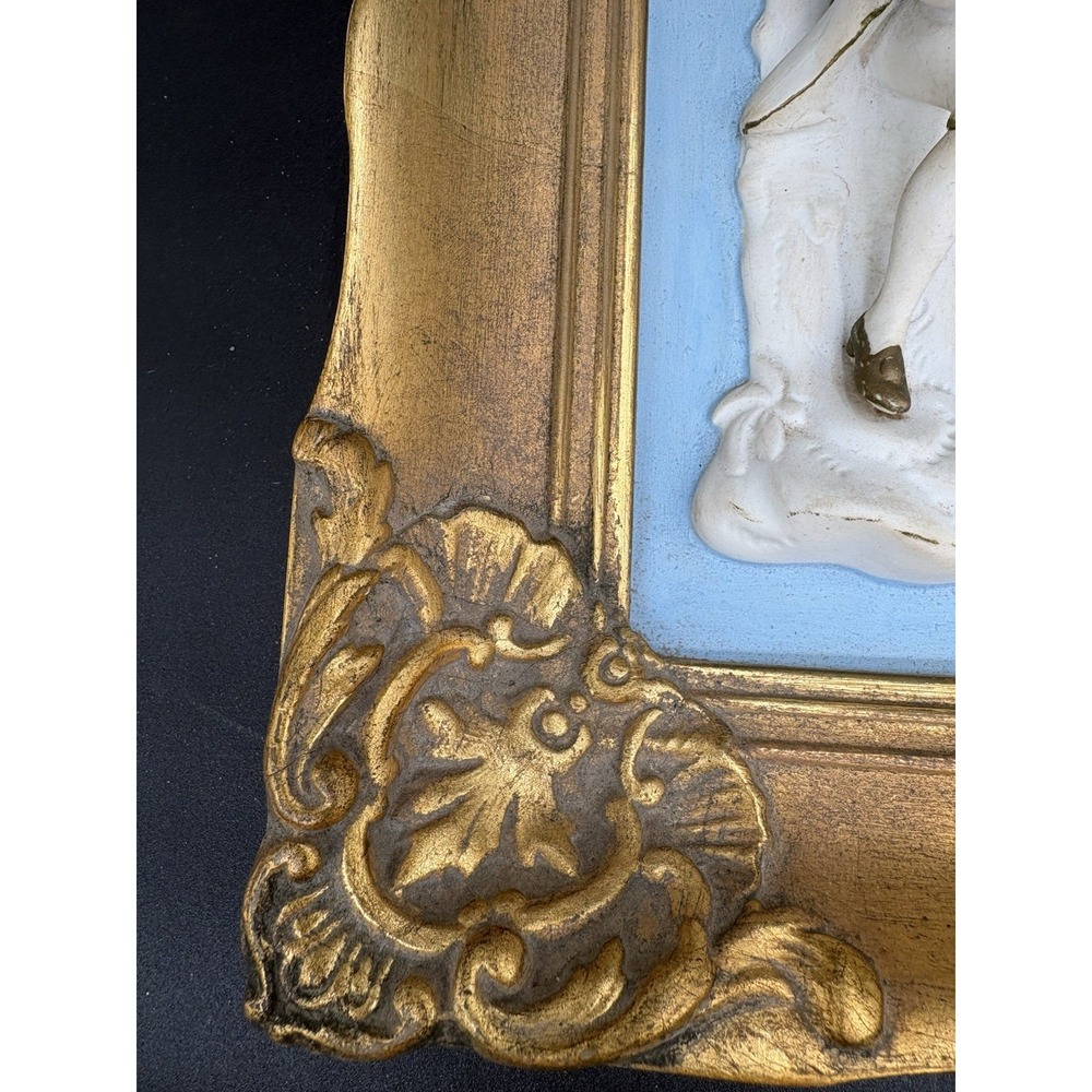 Vintage 1960 Bisque Porcelain 3D Wall Plates -Courting Couple-Ornate Gold Frames - Picture 6 of 16